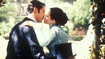 Keanu Reeves and Winona Ryder, On-screen chemistry, Rumored marriage, Behind-the-scenes trivia HD wallpaper
