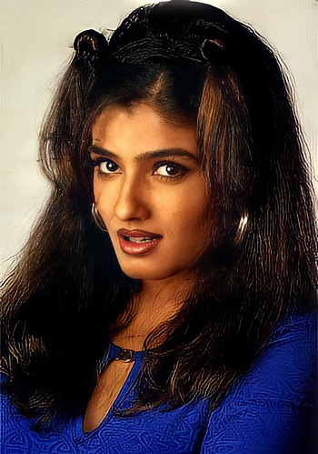 Raveena Tandon, lip, Bollywood HD phone wallpaper