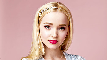Dove Cameron, Fashion icon, Celebrity style, Stunning hoots HD wallpaper