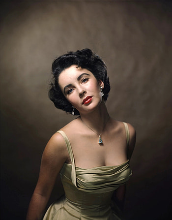 Elizabeth Taylor, Iconic Halsman portrait, Behind the HD phone wallpaper