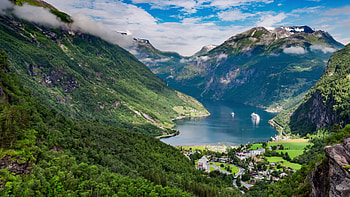 Norwegian Fjords, Geiranger Fjord timelapse, Ultra footage, Norway's nature HD wallpaper