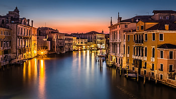 Venice Italy, City lights, Houses and boats, and mobile backgrounds HD wallpaper