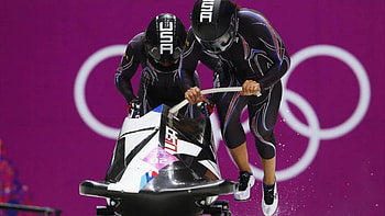 Elana Meyers and Lauryn Williams, Bobsleigh HD wallpaper