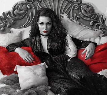 Yennefer, frumusete, art, gorgeous, bw, girl, the witcher, superb, martina fackova, fantasy, red, luminos HD wallpaper