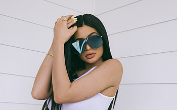 Kylie Jenner 2018 Quay X Drop Two Collection, kylie-jenner, celebrities, girls, model HD wallpaper