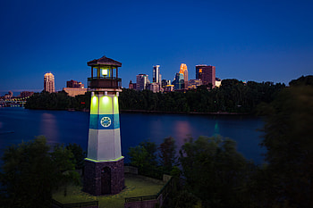 Minneapolis Skyline, Serene landscape, Nighttime cityscape, Majestic tower HD wallpaper