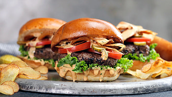Burger meal , Appetizing visuals, Savory delight, Flavorful HD wallpaper