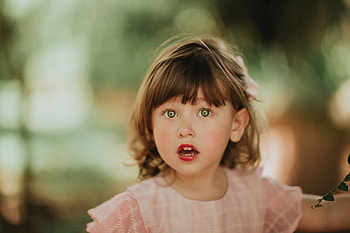 Little Girl, Green eyes, Surprise, Girl, Look HD wallpaper