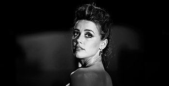 Monochrome, gorgeous, actress, Amber Heard HD wallpaper