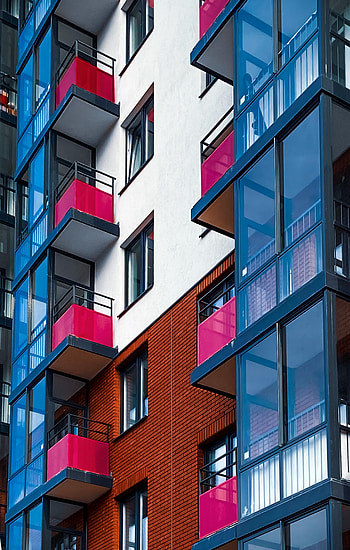Windows, Building, Miscellanea, Miscellaneous, Facade, Brick, Balcony HD phone wallpaper