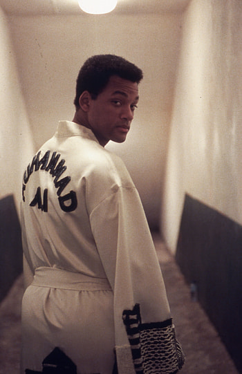 Ali Movie Performance, Muhammad Ali's legacy, Immersive storytelling, Gripping narrative HD phone wallpaper