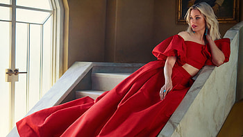 Elizabeth Banks Movies, Beautiful , Recent films, Hollywood actress HD wallpaper