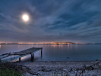 Moody Skies, blue, mood, gorgeous, sky, beautiful, lake HD wallpaper