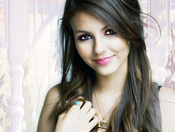 Victoria Justice, acrtesses, justice, victoria, girl, people HD wallpaper