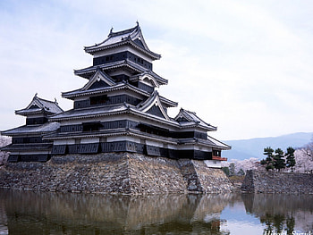 temple, architecture, fun, medievel, lake HD wallpaper