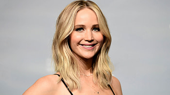 Jennifer Lawrence, Smiling beauty HD wallpaper