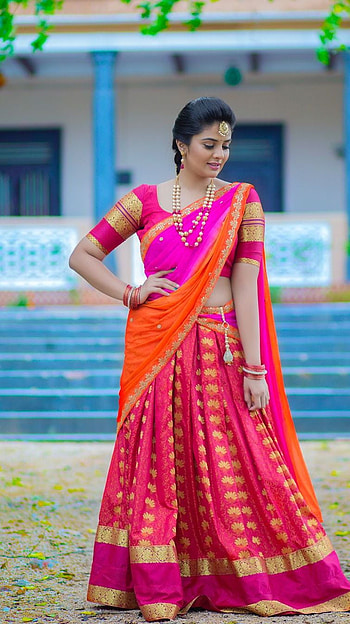 Sreemukhi, telugu actress, saree beauty HD phone wallpaper