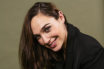 Gal Gadot Smiling 2018, gal-gadot, celebrities, girls, smiling HD wallpaper