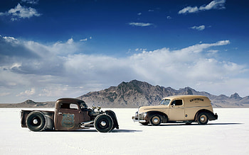 Classic car HD wallpaper