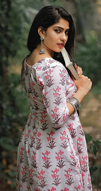 Swasika, malayalam actress HD phone wallpaper