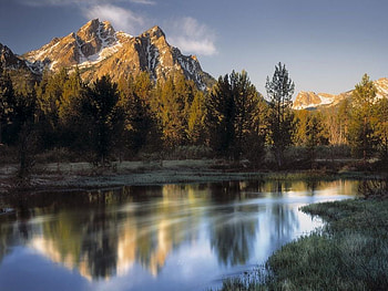 Awesome Place, creek, plants, awesome, , bay, reflections, nice, background, scenery, bright, trees, fullscreen, mountains, calm, places, scenario, mirror, beije, white, landscape, panorama, leaves, green, nature, leaf, mounts, trunks, paisage, placid, blue, natural, black, graphy, morning, , mt, tranquil, quiet, day, amazing, , laguna, paysage, water, scene, reflected, sunrises, beautiful, lagoons, , lakes, gray, hop, branches, paisagem, cool, brightness, clouds, sky, rivers HD wallpaper