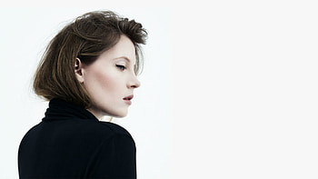 Charlotte de Witte, Enigmatic artist, Dark melodies, Hypnotic sounds HD wallpaper
