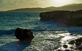 Wild Ocean, landscape, beautiful, nature, amazing, rocks, ocean, beach HD wallpaper