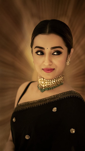 Trisha, saree beauty, tamil actress HD phone wallpaper