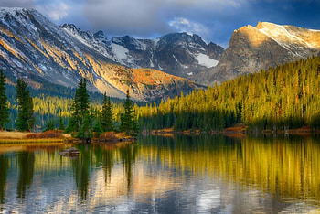 Winter's Touch On Long Lake, snowy peaks, beautiful, grass, lake, reflection, clouds, trees, mountains, forest, sunset HD wallpaper