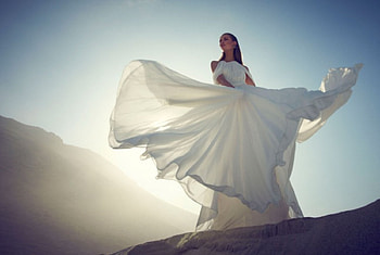 Vision in White, lady, white, beautiful, angel, dress, lovely HD wallpaper