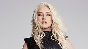 Christina Aguilera Health Magazine , christina-aguilera, celebrities, girls, music, singer HD wallpaper