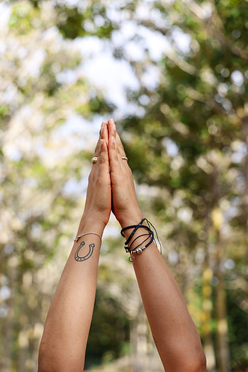Miscellanea, Miscellaneous, Hands, Tattoo, Touching, Touch, Gesture, Bracelet HD phone wallpaper