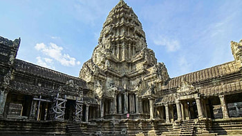 Angkor Wat, Architectural marvel, Cambodian history, Preservation concerns HD wallpaper
