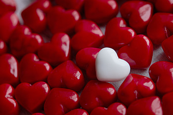 Heart, candy, dessert HD wallpaper