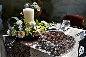 Flowers, Miscellanea, Miscellaneous, Bouquet, Table, Decoration, Candle, Serving HD wallpaper