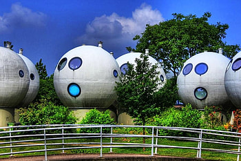 Round and round, round, rows, homes, fence, trees, holland, odd, white and blue HD wallpaper