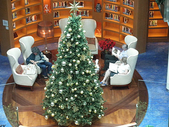 Library Christmas tree on a cruise ship, white, graphy, gold, tree, star, chairs, brown, green, ornament HD wallpaper