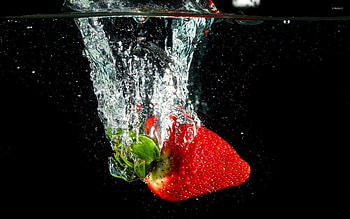 Strawberry, Water, , graphy HD wallpaper