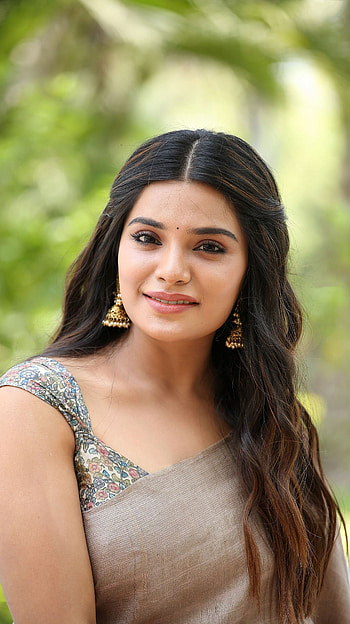 Aatmika, saree lover, tamil actress HD phone wallpaper