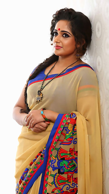 Kavya madhavan, malayalam actress, saree beauty HD phone wallpaper
