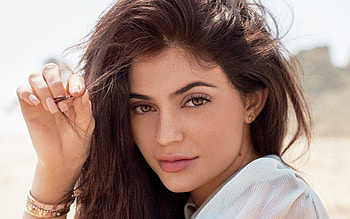 Kylie jenner, super model, brunette, 2018 HD wallpaper