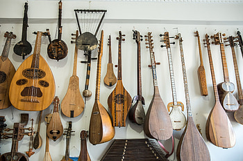 Craftsman revives rare, Musical instruments workshop, Istanbul workshop daily, Istanbul workshop daily HD wallpaper