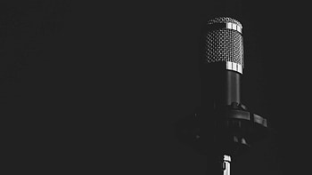 Best XLR micros, USB micro options, Podcaster's choice, High-quality audio HD wallpaper