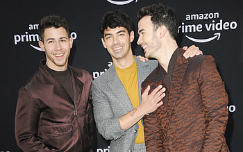 Chasing Happiness LA Premiere, Jonas Brothers HD wallpaper