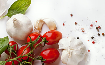 Versatile ingredient, Culinary staple, Bold flavor, Aromatic spice HD wallpaper