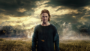 Halbrand In The Lord Of The Rings The Rings Of Power Season 2, the-lord-of-the-rings-the-rings-of-power-season-2, the-lord-of-the-rings-the-rings-of-power, the-lord-of-the-rings, tv-shows HD wallpaper