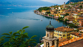 Limone del Garda, Brescia district, Lombardy, Windows 10 HD wallpaper