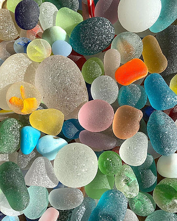 Sea glass. Colourful , Colorful , Flower , Glass Beach HD phone wallpaper
