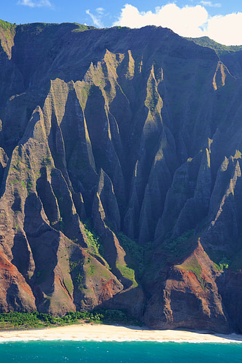 Kauai , Captivating beauty, Stunning landscapes, Nature's wonders HD phone wallpaper