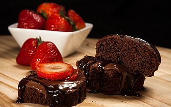 Dessert , Background beauty, Sweet temptation, Mouthwatering treats HD wallpaper